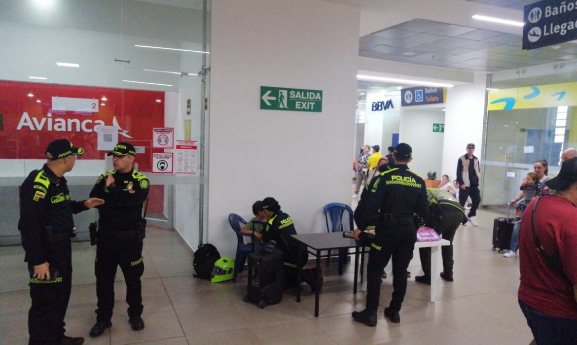 Aeropuertos de Oriente se solidariza con pasajeros afectados de Viva Air