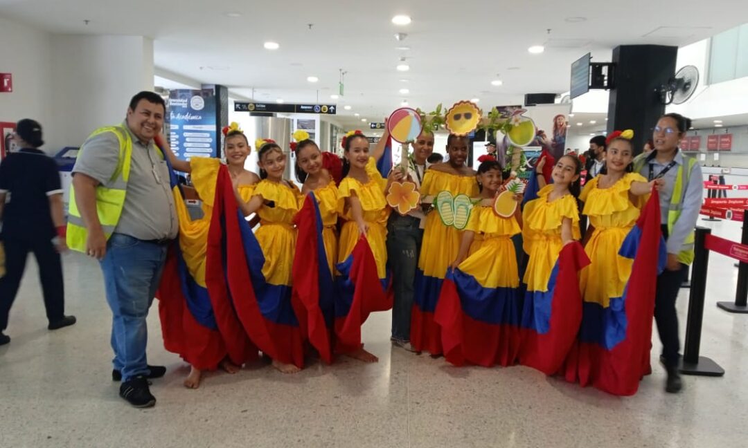El Aeropuerto Internacional Camilo Daza bailó al ritmo de cumbia